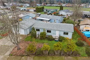 1672 Pritchett Pl, Cottage Grove, OR 97424 - Photo 2