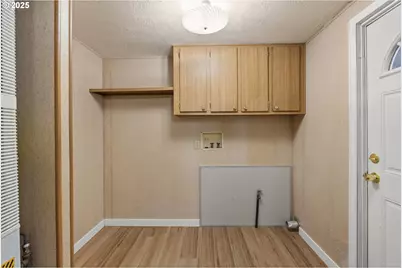 1672 Pritchett Pl, Cottage Grove, OR 97424 - Photo 10