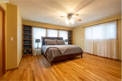 760 SW Range Dr, Waldport, OR 97394 - Photo 20