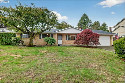 379 SE 34th Ct, Hillsboro, OR 97123 - Photo 2