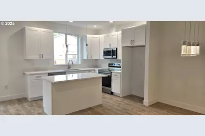 12451 SE Harold St #1, Portland, OR 97236 - Photo 6