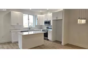 12451 SE Harold St, Portland, OR 97236 - Photo 6