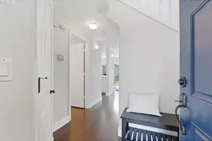 8945 N Calvert Ave, Portland, OR 97217 - Photo 4