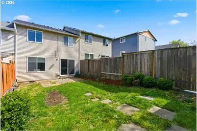 8945 N Calvert Ave, Portland, OR 97217 - Photo 28