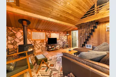 71597 E Minikahda Ave, Rhododendron, OR 97049 - Photo 4