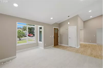 306 E Hilltop Dr, Newberg, OR 97132 - Photo 6