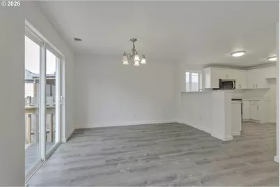 585 SW 207th Ave, Beaverton, OR 97006 - Photo 12