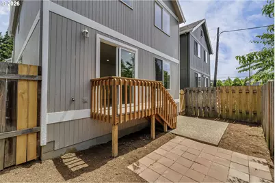 585 SW 207th Ave, Beaverton, OR 97006 - Photo 28