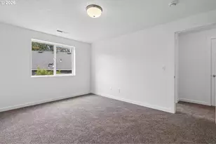 585 SW 207th Ave, Beaverton, OR 97006 - Photo 16
