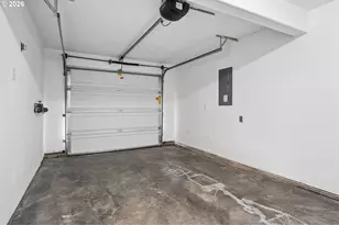 585 SW 207th Ave, Beaverton, OR 97006 - Photo 36