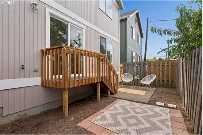 585 SW 207th Ave, Beaverton, OR 97006 - Photo 34