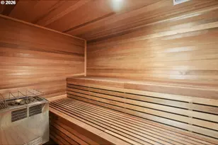 2021 SW Main St, Portland, OR 97205 - Photo 38