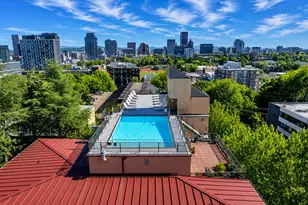 2021 SW Main St, Portland, OR 97205 - Photo 46