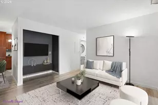 2021 SW Main St, Portland, OR 97205 - Photo 18