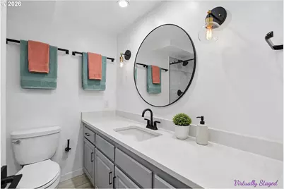 2021 SW Main St #33, Portland, OR 97205 - Photo 30