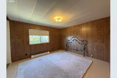 98620 Camellia Dr, Brookings, OR 97415 - Photo 12