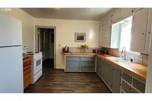 292 Bisher St, Halfway, OR 97834 - Photo 8