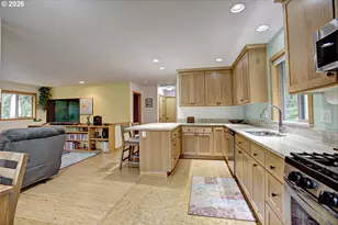 60300 Rays Way, Saint Helens, OR 97051 - Photo 16