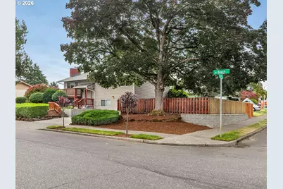 13710 NE Beech St, Portland, OR 97230 - Photo 2