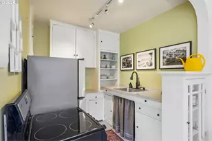 507 NW 22nd Ave, Portland, OR 97210 - Photo 22