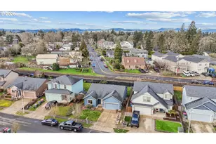 1055 SE Millright Ave, McMinnville, OR 97128 - Photo 30