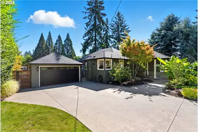 3190 SW Ridgewood Ave, Portland, OR 97225 - Photo 2