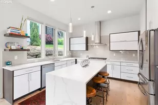 137 N 45 Cir, Camas, WA 98607 - Photo 6