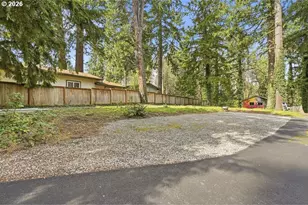 6337 SE Brownlee Rd, Milwaukie, OR 97267 - Photo 32