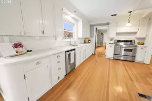 1215 15th St, Astoria, OR 97103 - Photo 16