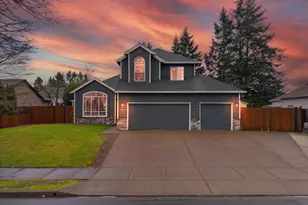 18910 Highland Dr, Oregon City, OR 97045 - Photo 1