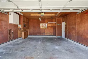1000 W 9th St, The Dalles, OR 97058 - Photo 30