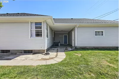 1000 W 9th St, The Dalles, OR 97058 - Photo 18