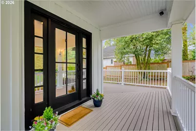 5805 SW Taylor St, Portland, OR 97221 - Photo 2