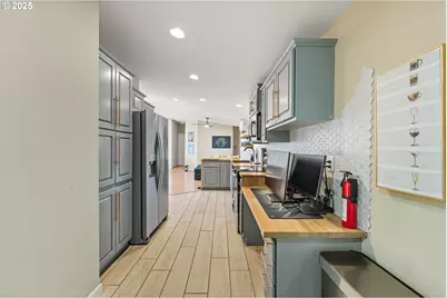 400 Tenmile Ter, Lakeside, OR 97449 - Photo 12