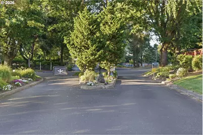 292 N Lotus Isle Dr, Portland, OR 97217 - Photo 48