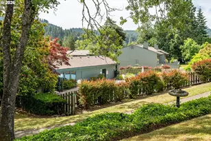 4431 Fox Hollow Rd, Eugene, OR 97401 - Photo 40