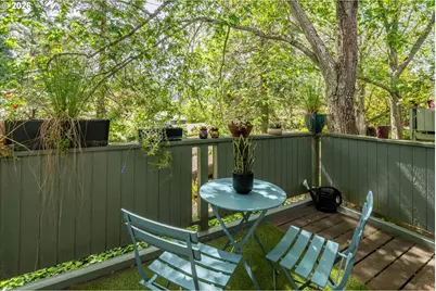 4431 Fox Hollow Rd #6, Eugene, OR 97401 - Photo 30