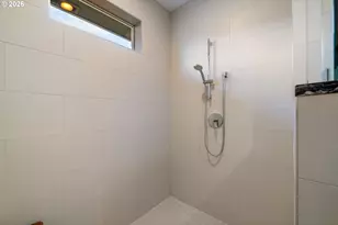 2910 Expedition Ln, Astoria, OR 97103 - Photo 34