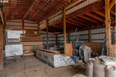 82678 Shotgun Pass Ln, Christmas Valley, OR 97641 - Photo 24