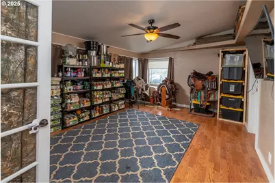 82678 Shotgun Pass Ln, Christmas Valley, OR 97641 - Photo 12