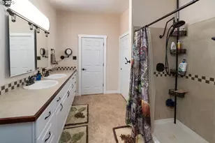 82678 Shotgun Pass Ln, Christmas Valley, OR 97641 - Photo 20
