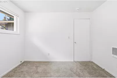 1121 Spruce St, Sweet Home, OR 97386 - Photo 12