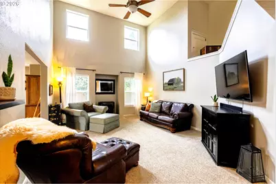1145 S 6th St, Harrisburg, OR 97446 - Photo 12