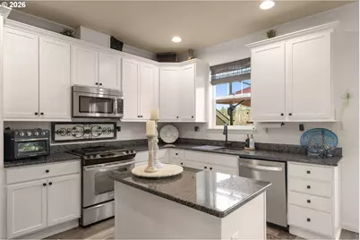 10999 SW Sage Ter, Portland, OR 97223 - Photo 10