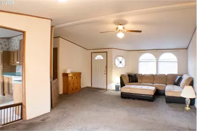 5125 SE Jenne Rd, Portland, OR 97236 - Photo 4