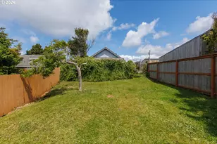 1409 NW 14th St, Lincoln City, OR 97367 - Photo 18