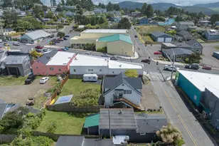 1409 NW 14th St, Lincoln City, OR 97367 - Photo 22