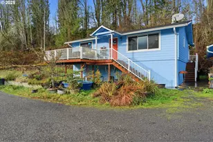 120 Sandy Bend Rd, Castle Rock, WA 98611 - Photo 2