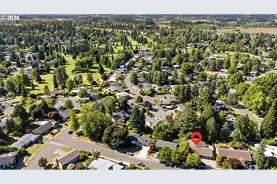 19065 NW Astoria Dr, Portland, OR 97229 - Photo 40