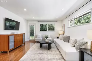 19065 NW Astoria Dr, Portland, OR 97229 - Photo 18
